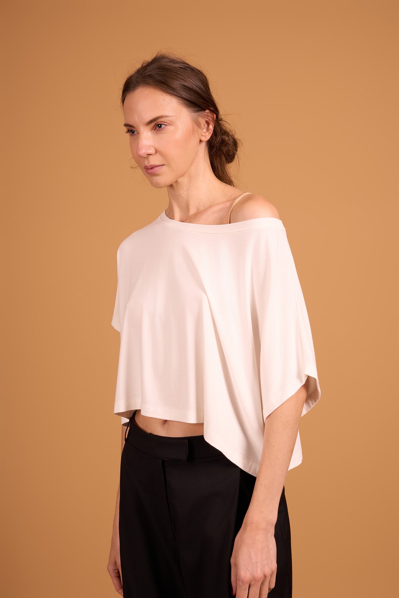 BREATHE T-SHIRT OFF WHITE