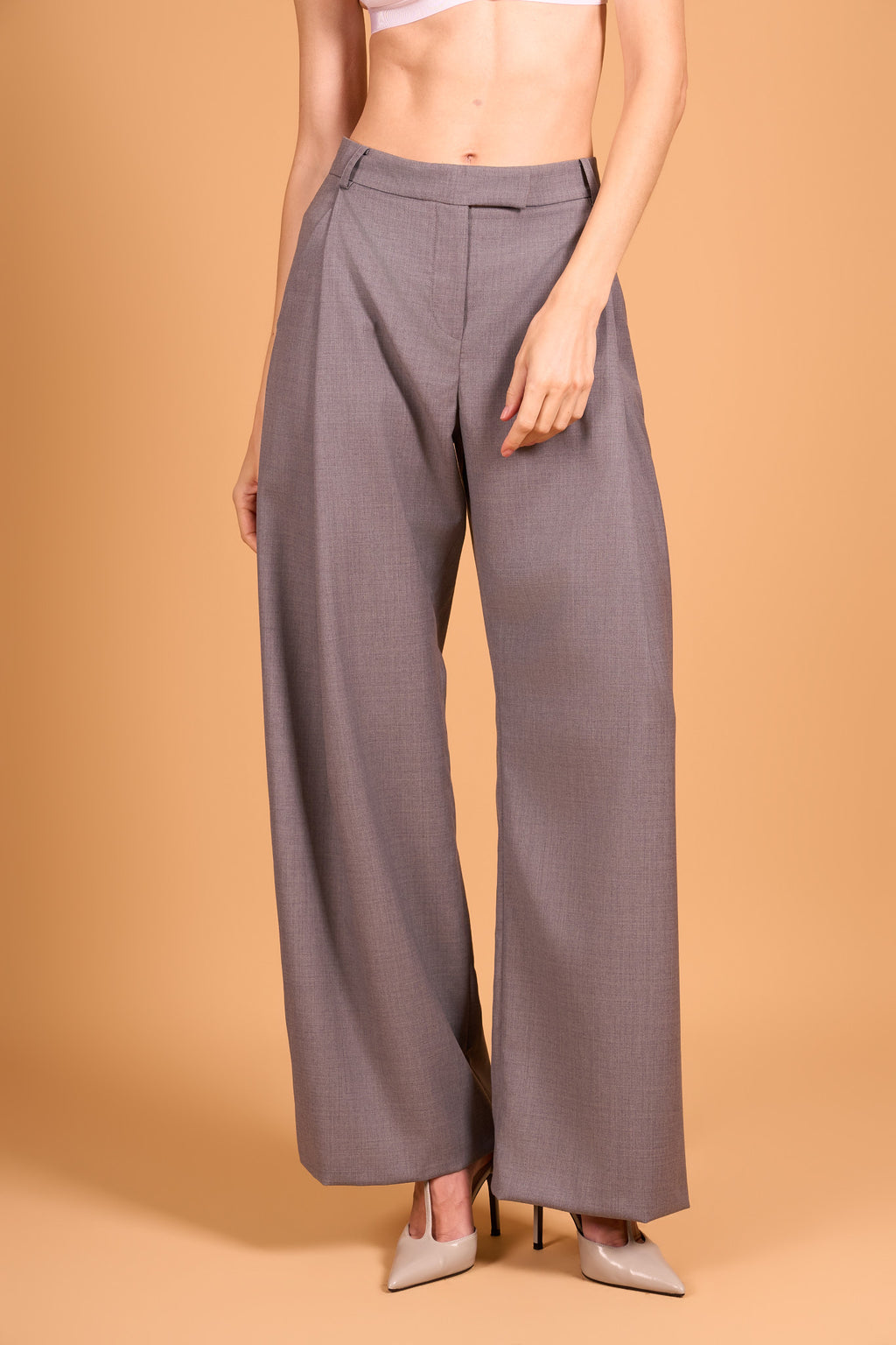 PLISSÉ FOUNDATION TROUSER STONE