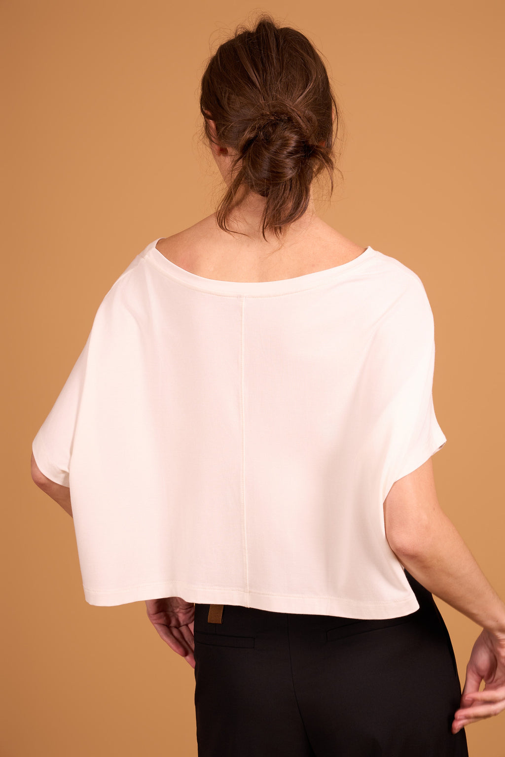 BREATHE T-SHIRT OFF WHITE