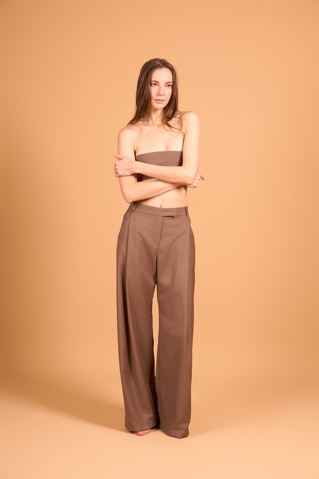 PLISSÉ FOUNDATION TROUSER WARM TAUPE