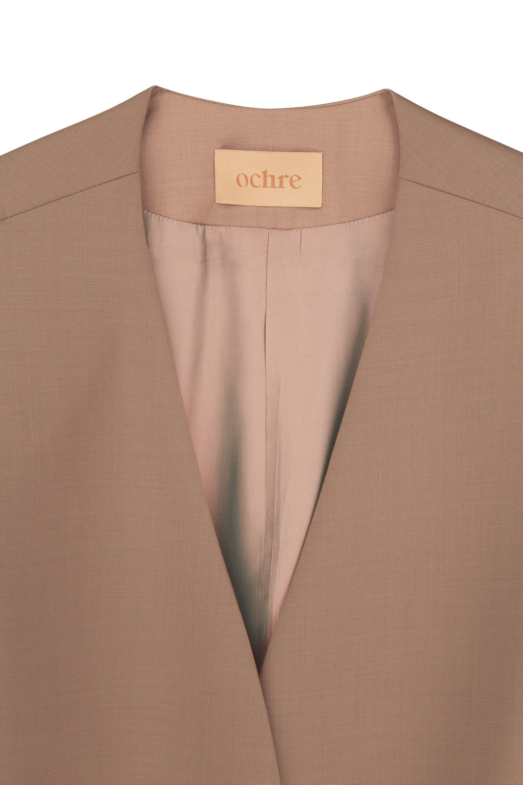 Pure Line Blazer Warm Taupe - vista completa en campaña